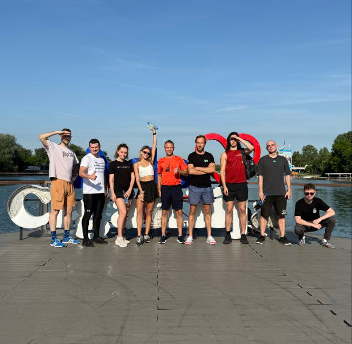 Morning Chain Run 2025: Group Photo